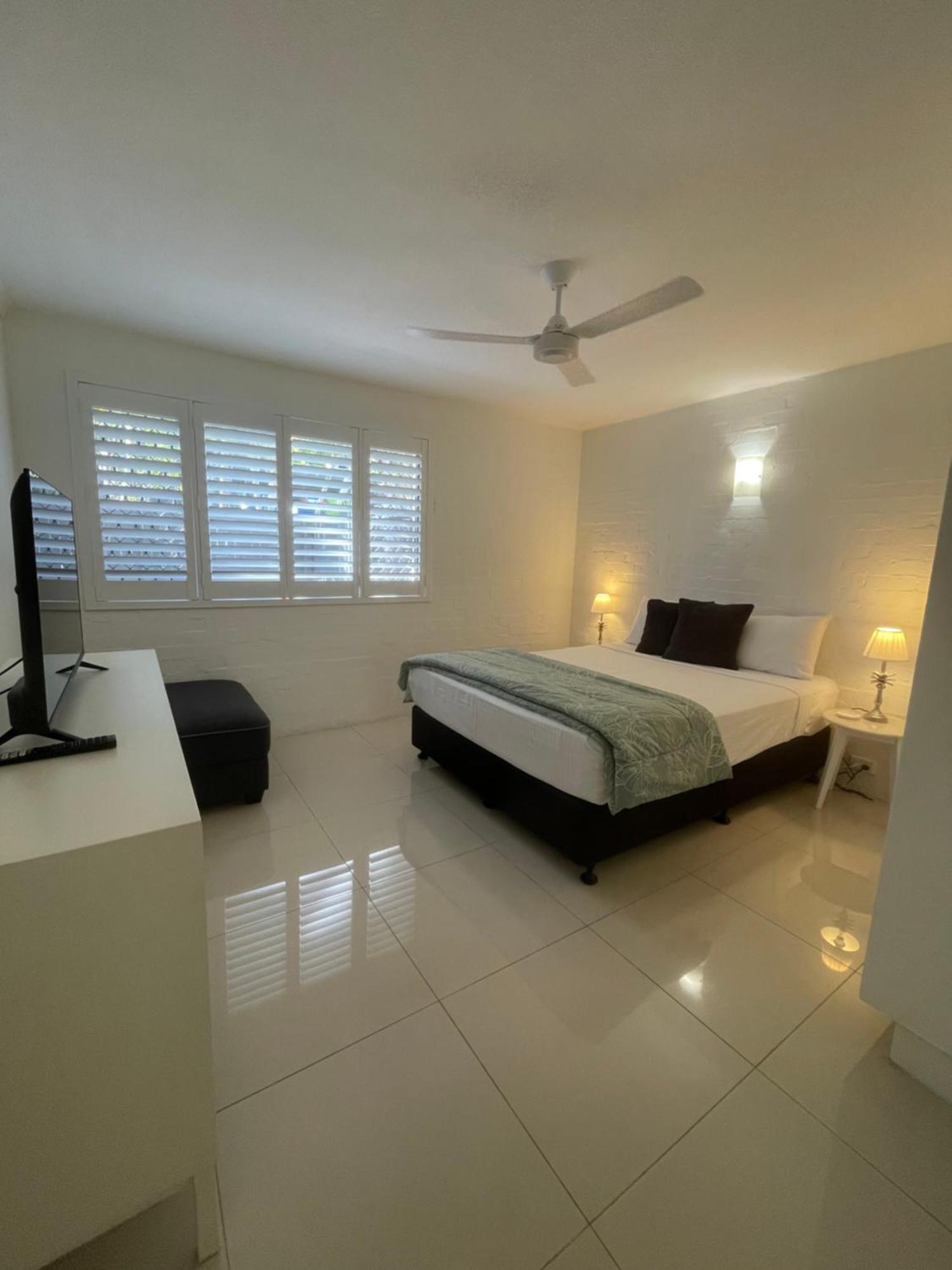 Myuna Holiday Apartments 누사 외부 사진