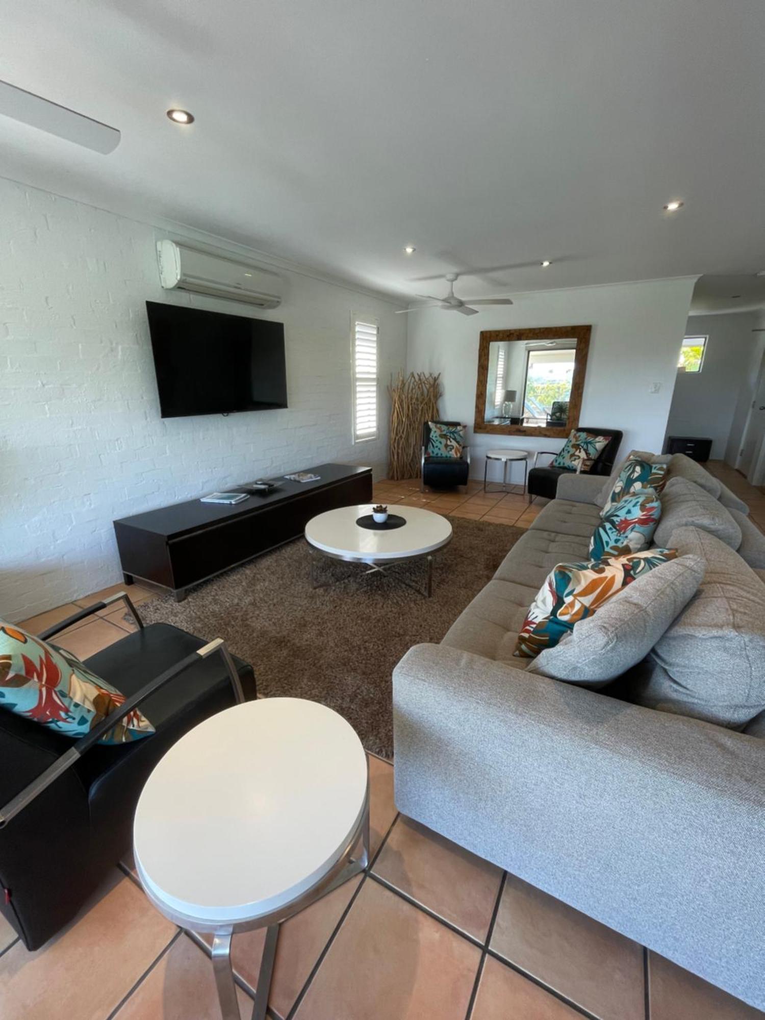 Myuna Holiday Apartments 누사 외부 사진