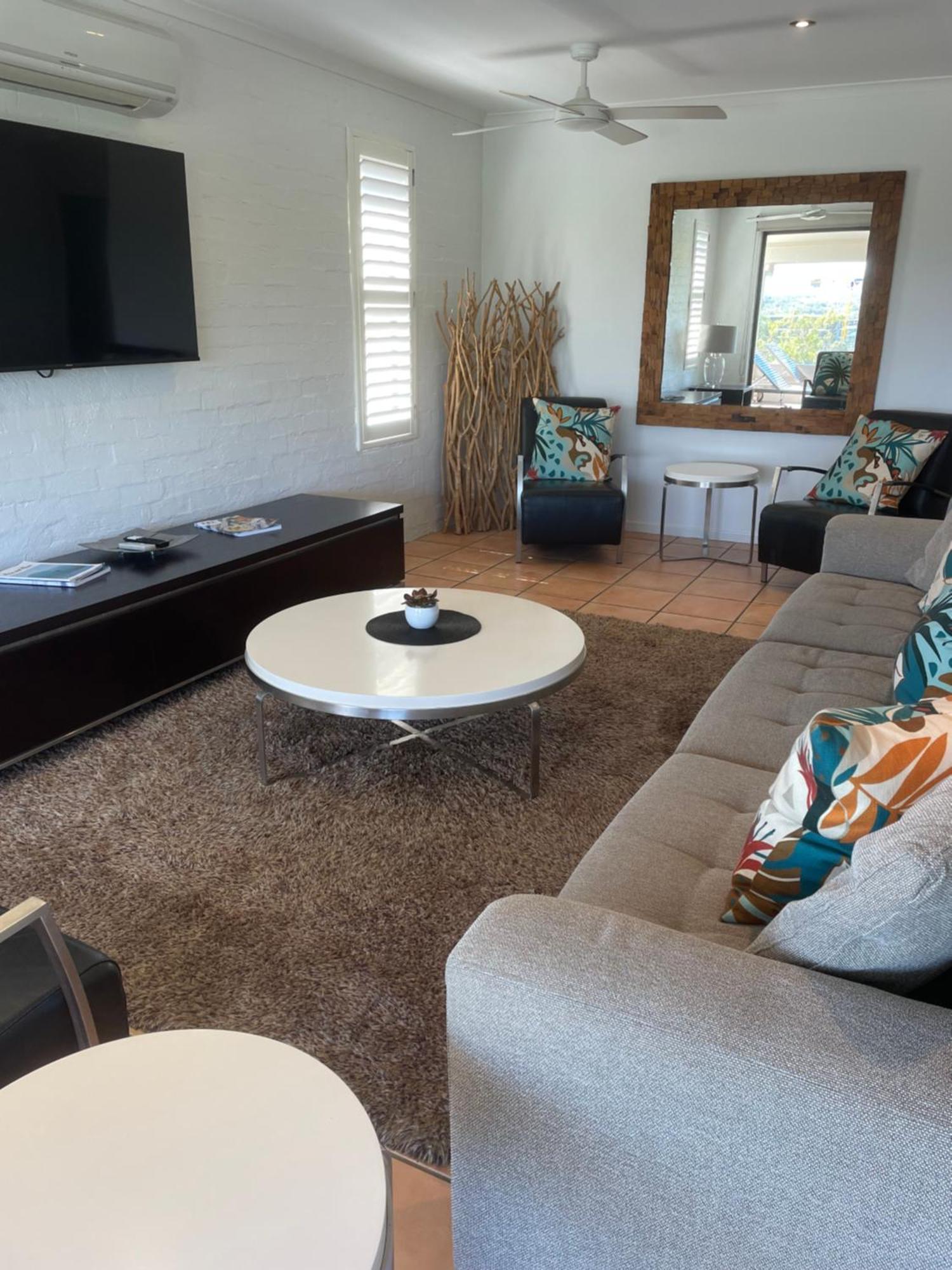 Myuna Holiday Apartments 누사 외부 사진